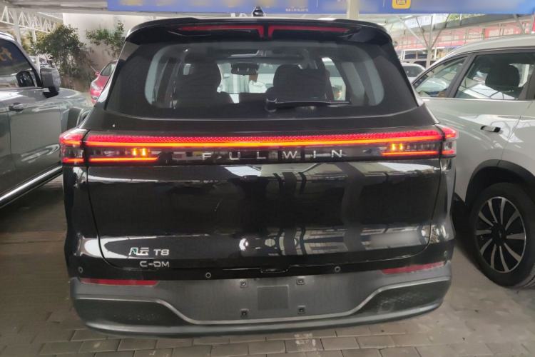 Used Chery Fengyun T8 2025 1.5T 130 km Comfort Edition 7-Seater Rear