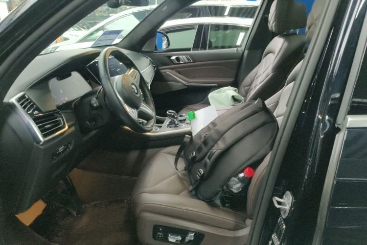 Used BMW X5 2022 Restyled xDrive 40Li Luxury Edition M Sport Package