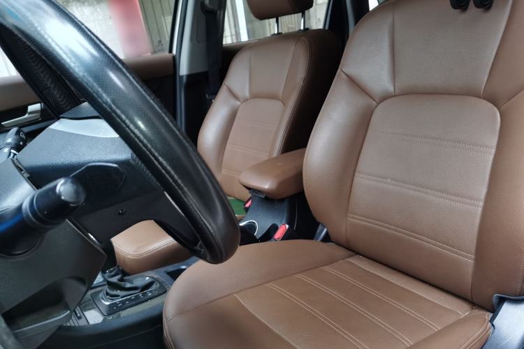 Used BAIC Weiwang S50 2016 1.5T CVT Joyful Premium Edition
