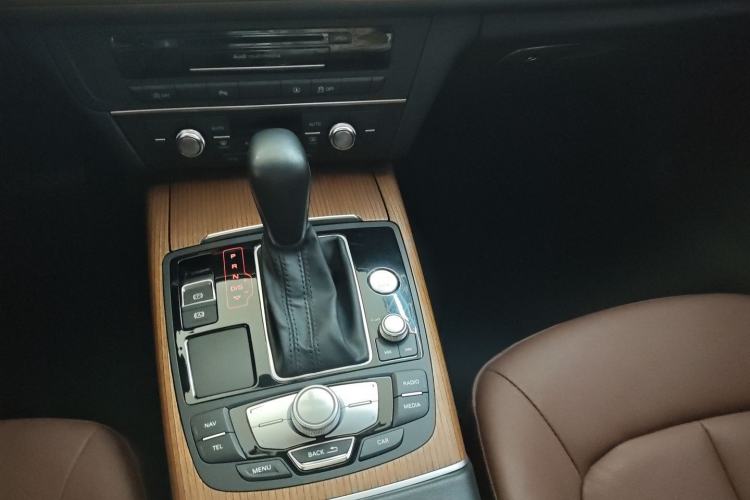 Used Audi A6L 2018 30th Anniversary Edition 30 FSI Style Model Gear Lever