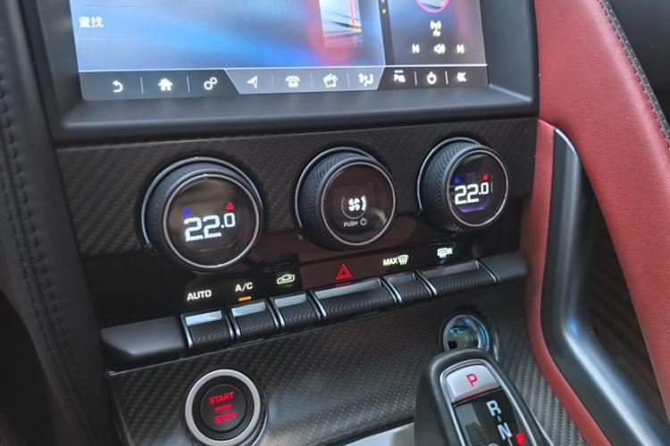 Used Jaguar F-TYPE 2019 2.0T Hardtop Version
