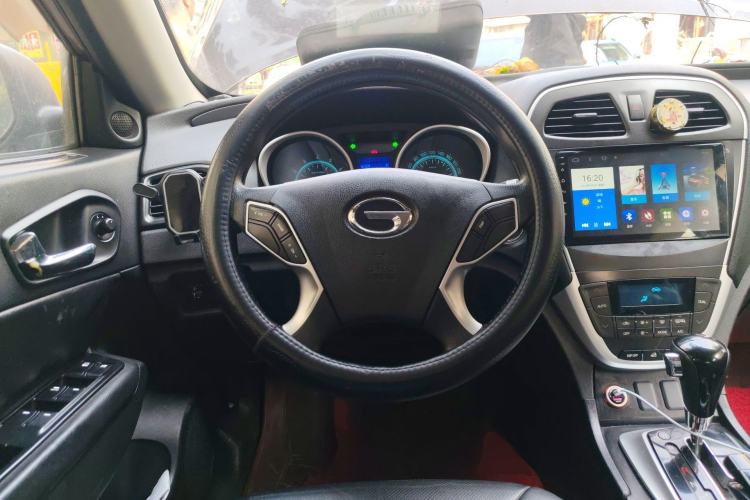 Used GAC Trumpchi GS5 2013 1.8T Automatic All-Wheel-Drive Luxury Edition Steering Wheel