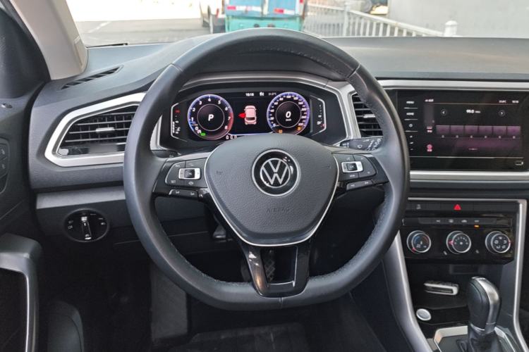 Used Volkswagen T-ROC 2022 280TSI DSG Two-Wheel Drive Elite PLUS