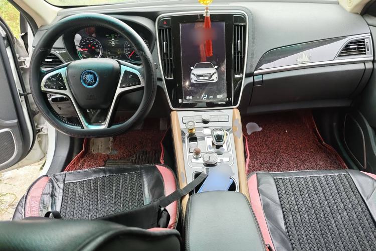 Used BYD Qin New Energy 2017 1.5T Luxury Model
