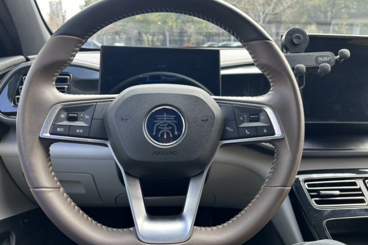 Used BYD Qin PLUS 2024 HONOR Edition DM-i 55KM Leading Model
