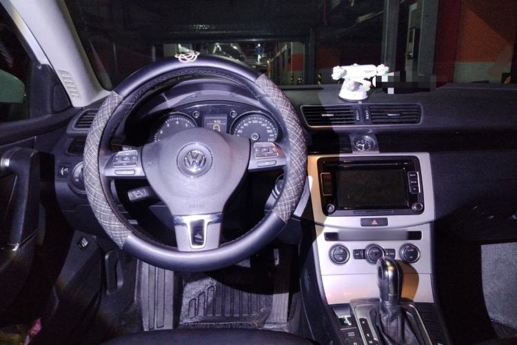 Used Volkswagen Magotan 2013 1.8TSI Luxury Model
