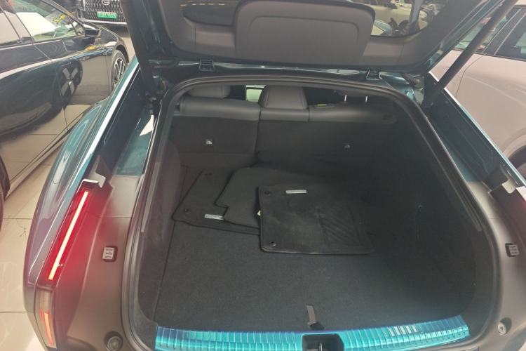 Used XPeng P7 2025 Model—820 Ultra Long Range Ultra