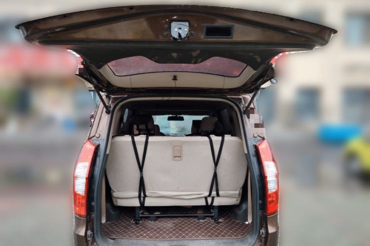 Used Wuling Hongguang 2014 1.5L S Standard Version Trunk