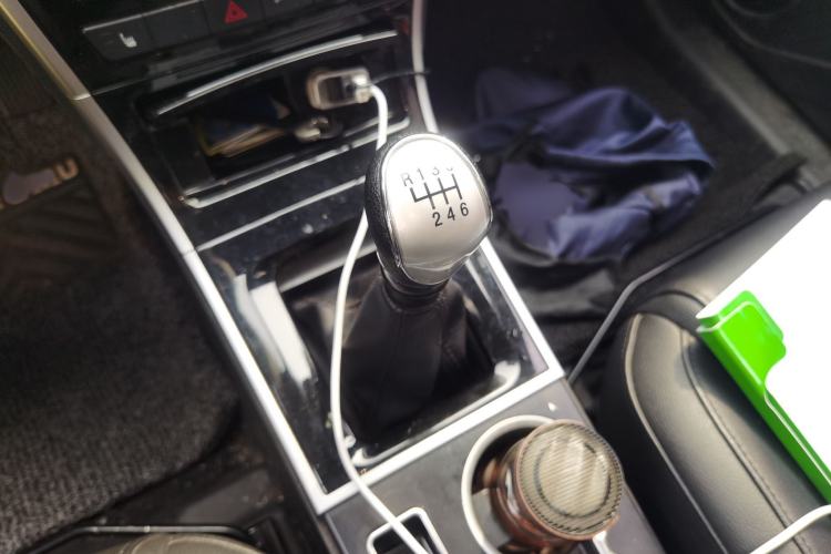 Used Haval H2 2017 Red-Label 1.5T Manual Two-Wheel Drive Luxury Model