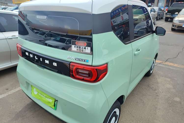 Used Wuling Hongguang MINIEV 2021 Macaron Premium Model – Lithium-NMC