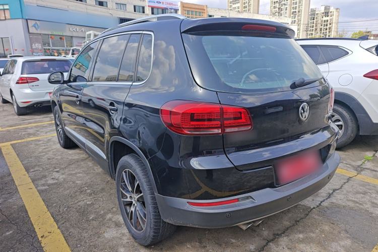 Used Volkswagen Tiguan 2015 1.8TSI Automatic Two-Wheel Drive Luxury Model Rear Left 45 Deg