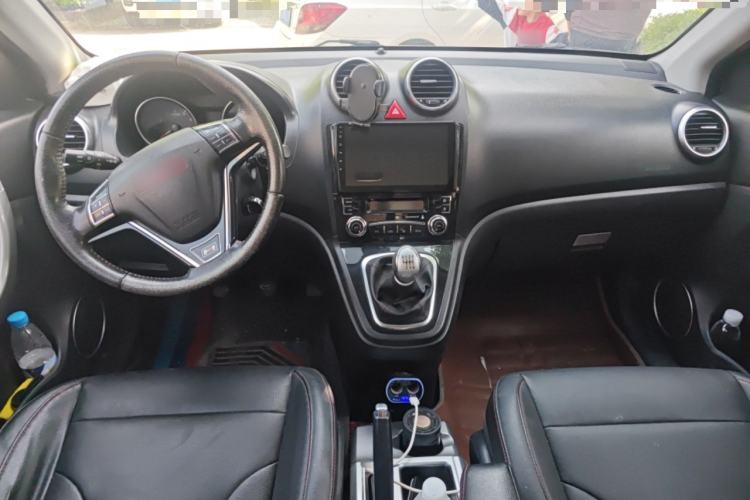 Used Haval H6 2015 Upgraded Model 1.5T Manual Two-Wheel Drive Elite Version