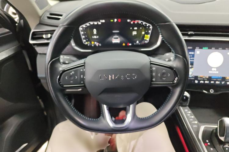 Used Lynk & Co 05 2020 2.0TD Two-Wheel Drive Shine Halo