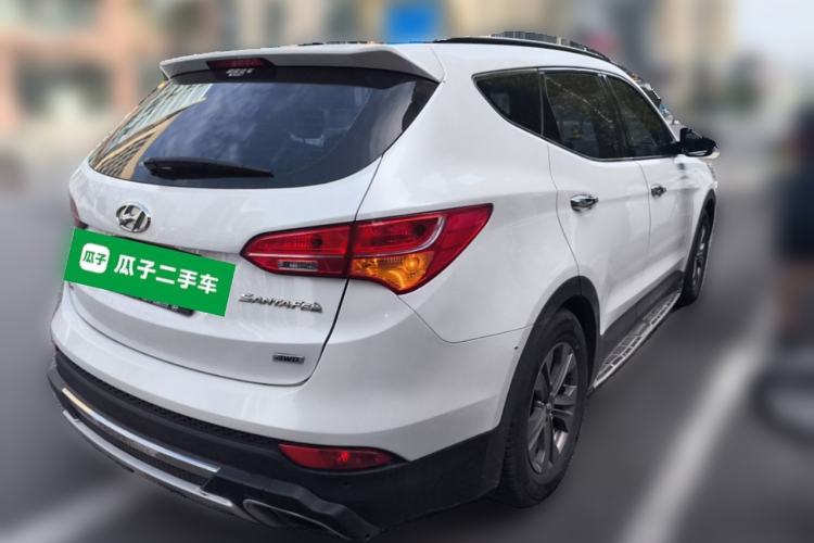 Used Hyundai Santa Fe 2015 2.4L Automatic All-Wheel Drive Smart Version 5 Seats
