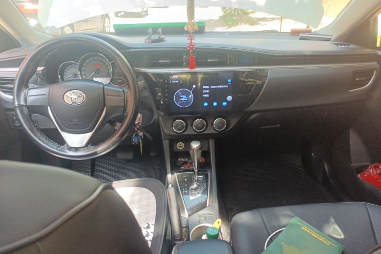 Used Toyota Levin 2016 1.6G CVT Elite Edition Center Console