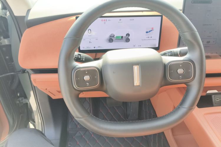 Used Wey Lanshan 2025 Four-Wheel Drive Ultra Steering Wheel