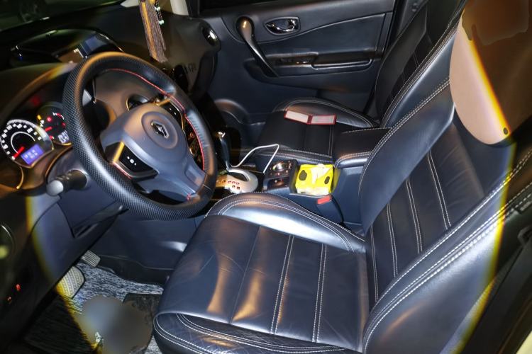 Used Renault Koleos 2012 2.5L Two-Wheel Drive Luxury Navigation Edition
