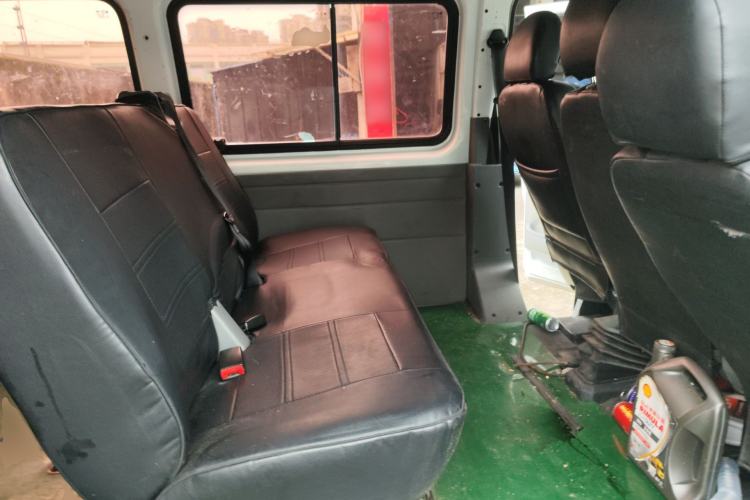 Used JMC Transit 2017 2.8T Commercial Version Short Wheelbase Mid-Roof 6/7/8-Seater JX493 Left Rear Seat