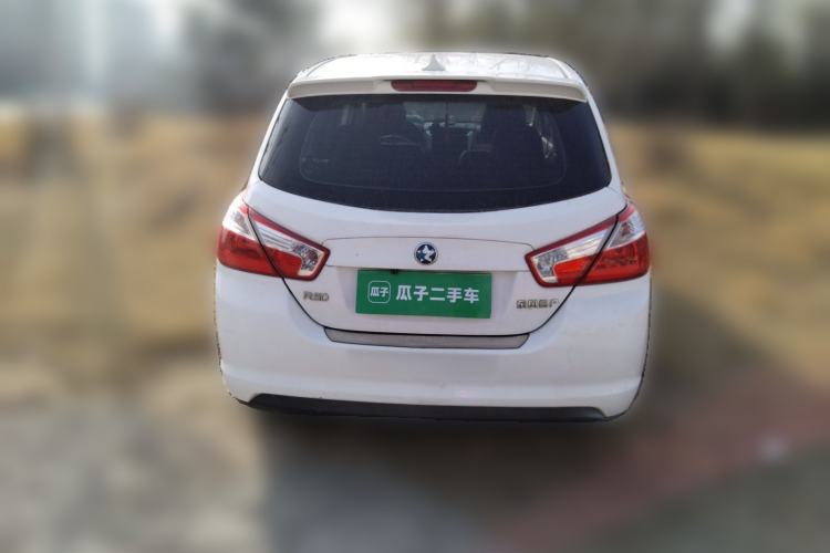 Used Venucia R50 2014 1.6L Manual Splendid Edition Rear