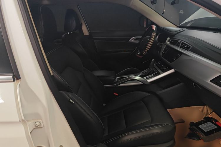 Used Geely Auto Emgrand X7 Sport 2016 1.8TD Automatic All-Wheel Drive Smart Version
