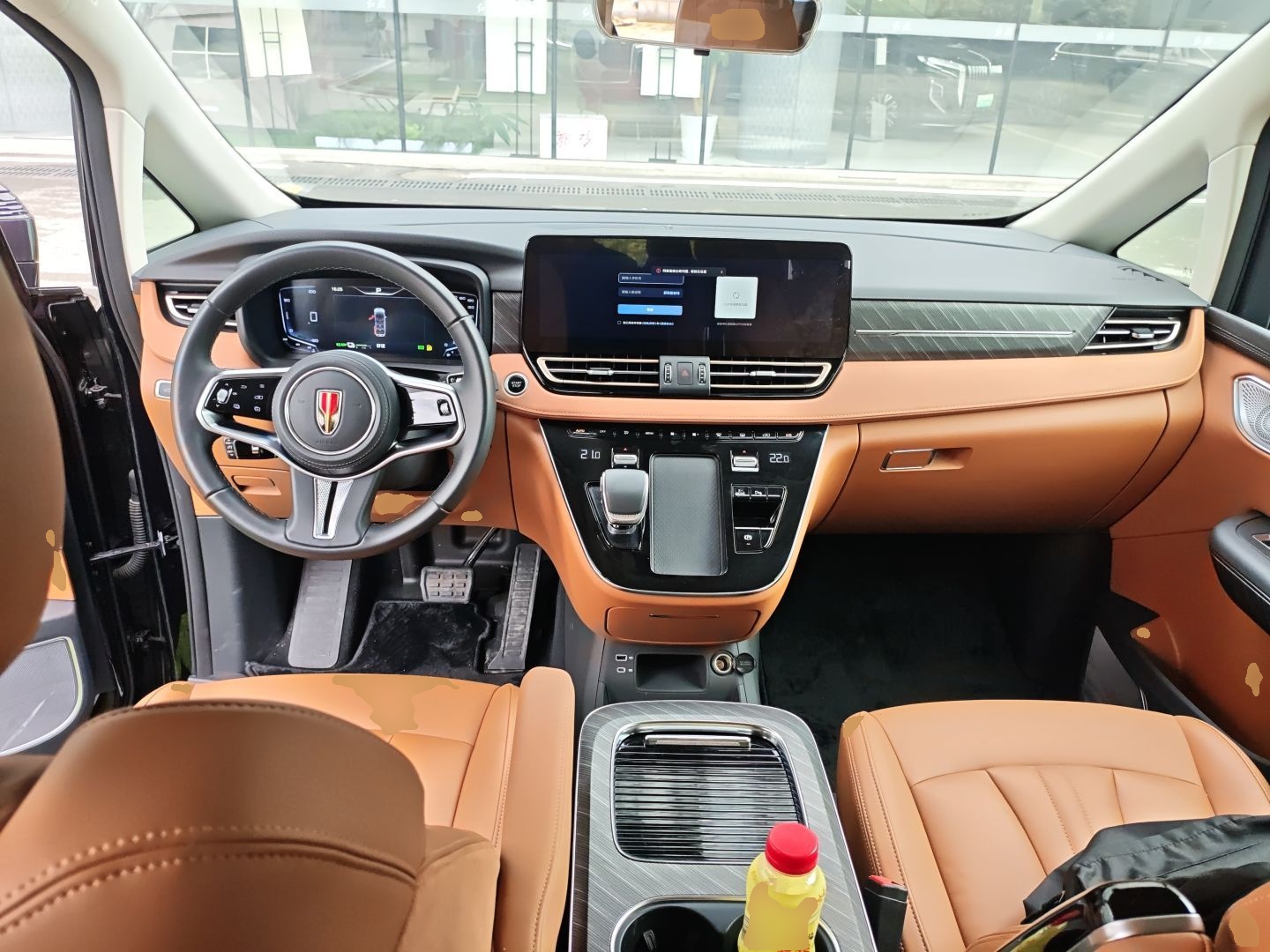 Hongqi HQ9 PHEV 2024 2.0T Four-Wheel Drive Business Edition — снимка 12