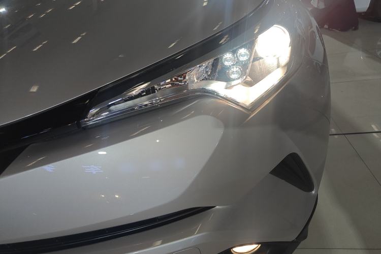 Used Toyota C-HR 2020 2.0L Leading Edition
