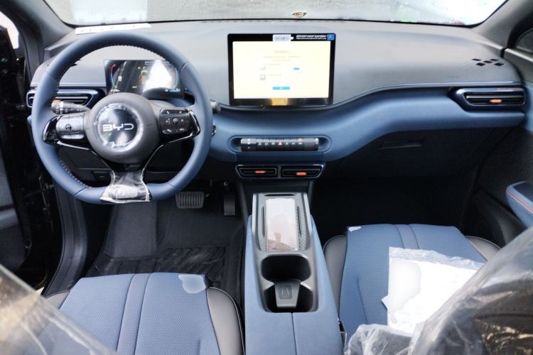 Used BYD Seagull 2024 Honor Edition 405km Flying Version Interior 2