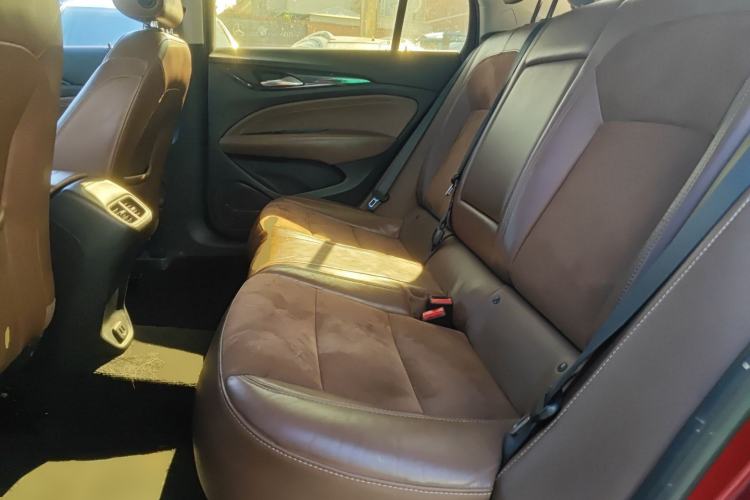 Used Buick Regal 2019 20T Elite Version China V Standard Left Rear Seat