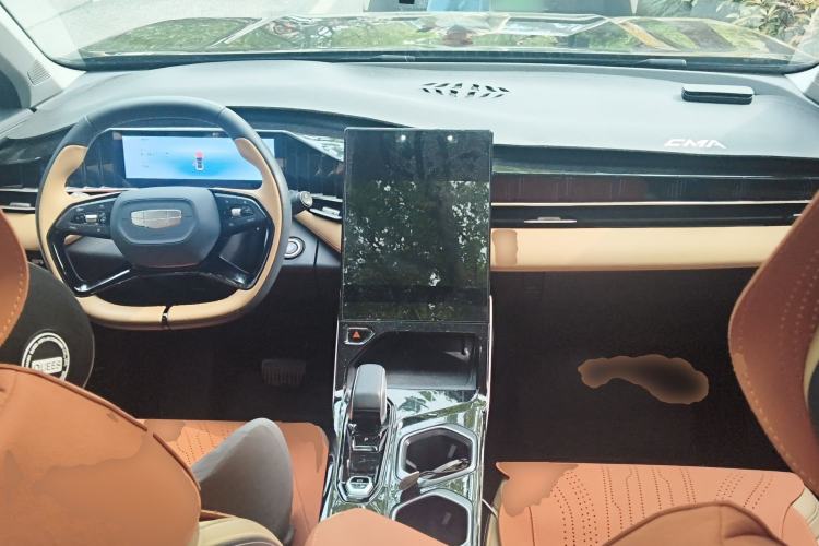 Used Geely Auto FX11 2023 1.5TD DCT Prestige Edition
