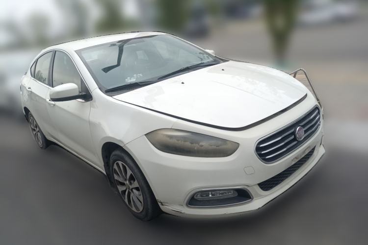 Used Fiat Viaggio 2012 1.4T Automatic Enjoyment Edition Front Right 45 Deg