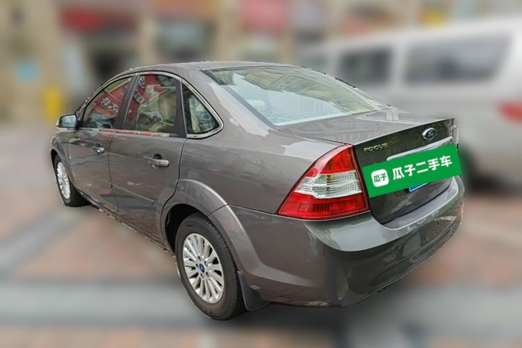 Used Ford Focus 2013 Sedan Classic 1.8L Automatic Fashion Edition
