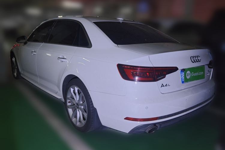 Used Audi A4L 2018 30th Anniversary Edition 40 TFSI Fashion Model Rear Left 45 Deg