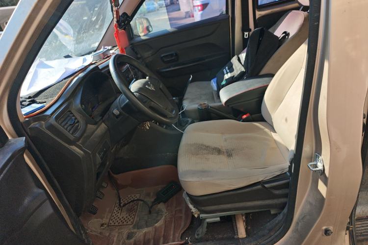 Used Wuling Hongguang V 2019 1.5L Jingqu Version China VI LAR