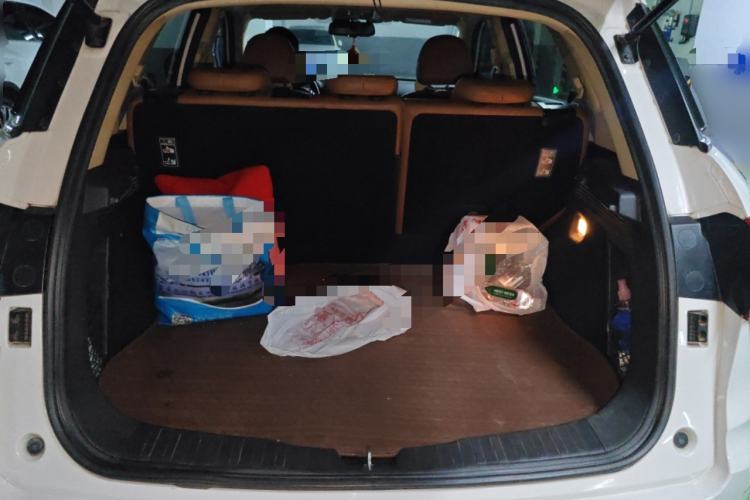 Used Haval H6 Coupe 2016 Blue Label 1.5T Manual Two-Wheel Drive Elite Model Trunk