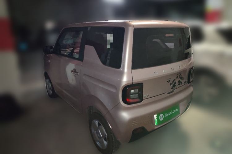 Used Geely Galaxy Panda 2024 Panda Mini 200km Endurance Bear
