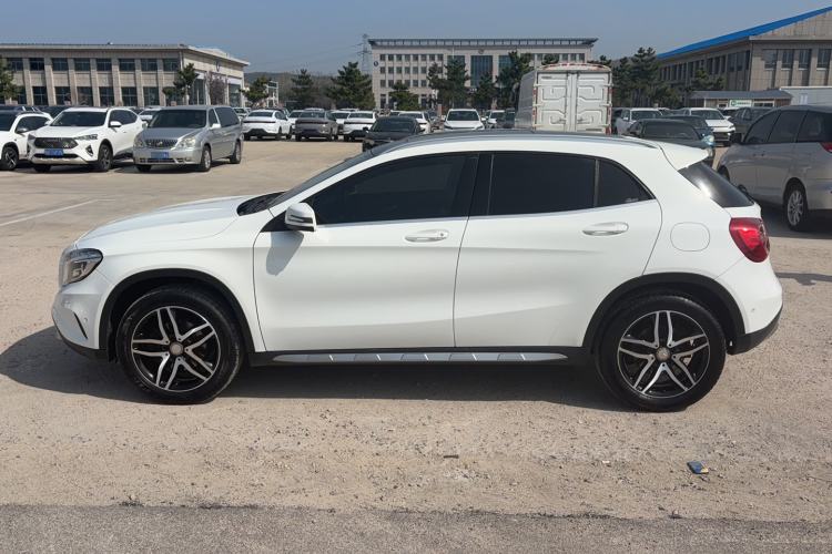 Used Mercedes-Benz GLA 2016 GLA 200 Fashion Model Exterior 8