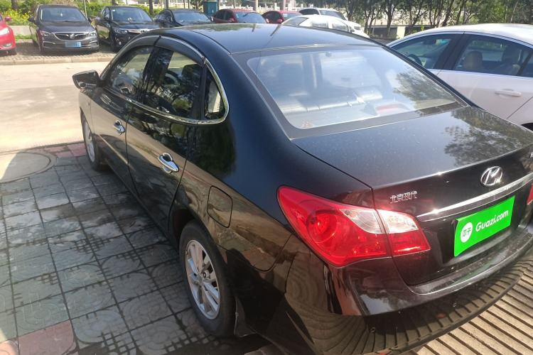 Used Hyundai Celesta 2015 1.6L Automatic Comfort Model Rear Left 45 Deg