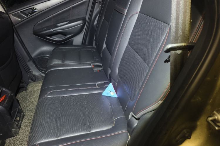 Used CHANGAN CS75 2014 2.0L Manual Leading Version China IV Standard Left Rear Seat