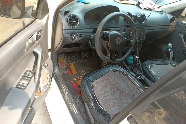 Used Volkswagen Jetta 2017 1.5L Automatic Fashion Model
