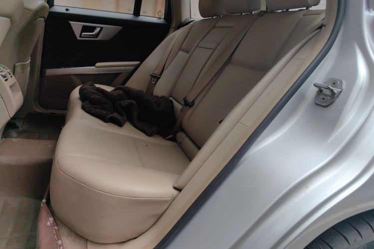 Used Mercedes-Benz GLK-Class 2011 GLK 300 4MATIC Fashion Model Left Rear Seat