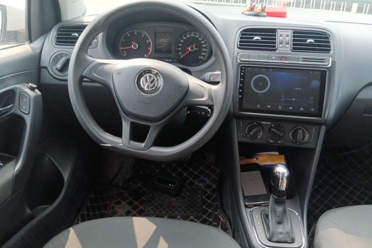Used Volkswagen Polo 2016 1.4L Automatic Trendy Model Steering Wheel