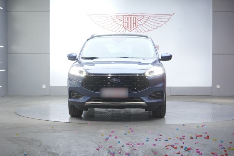 Used Ford Escape 2024 EcoBoost 245 Two-Wheel-Drive Titanium Edition