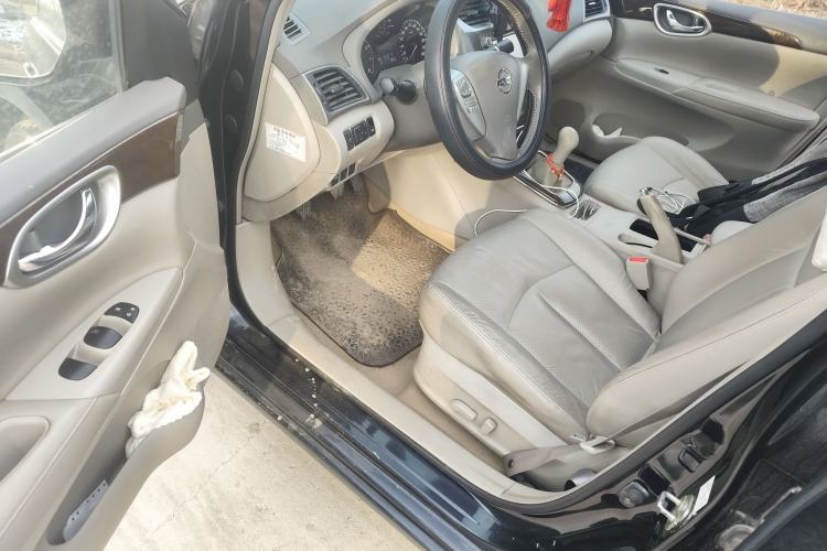 Used Nissan Sylphy 2012 1.6 XL Manual Luxury Edition Driver Seat