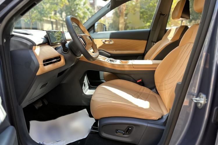 Used Geely Galaxy Galaxy Xingjian 7 EM-i 2025 120km Flagship Edition