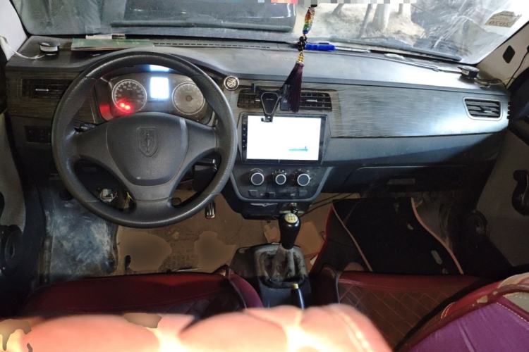 Used Jinbei Hiace X30 2013 1.3L Standard Version
