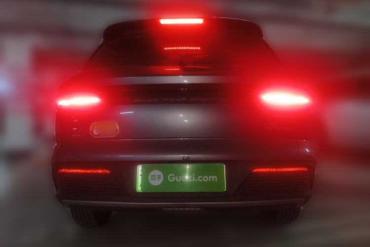 Used BYD Song Pro New Energy 2024 HONOR Edition DM-i 71KM Navigation Model
