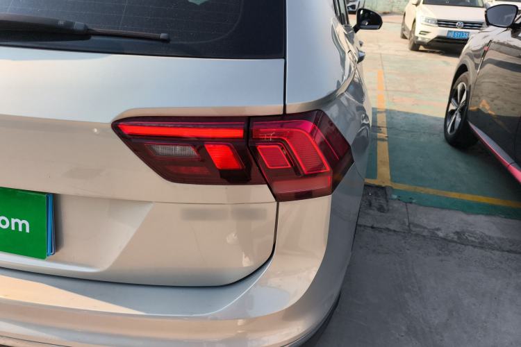 Used Volkswagen Tiguan L 2021 330TSI Automatic Two-Wheel Drive Smart Edition
