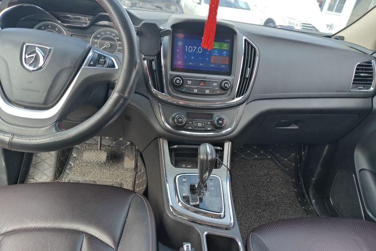 Used Baojun 560 2016 1.8L iAMT Luxury Model
