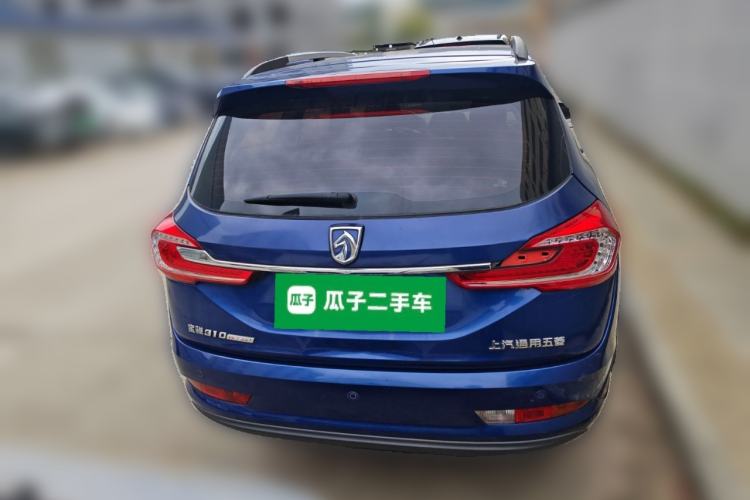 Used Baojun 310W 2017 1.5L Manual Fashion Model China V
