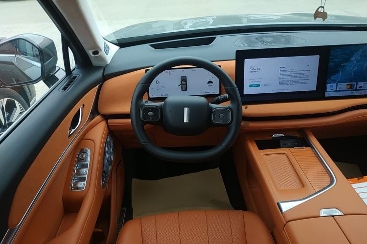 Used Wey Lanshan 2025 Four-Wheel Drive Ultra Steering Wheel